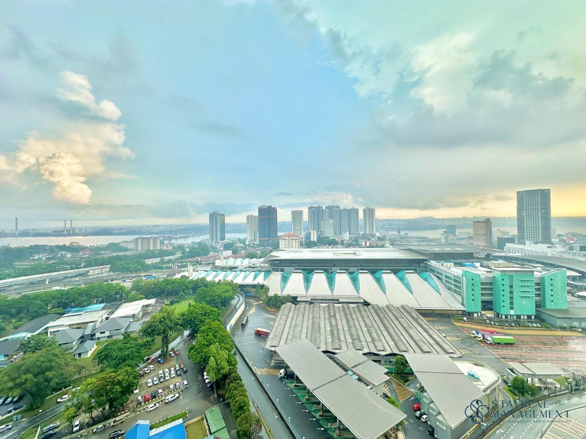 Twin Tower Residence Johor Bahru By Stayrene Dış mekan fotoğraf