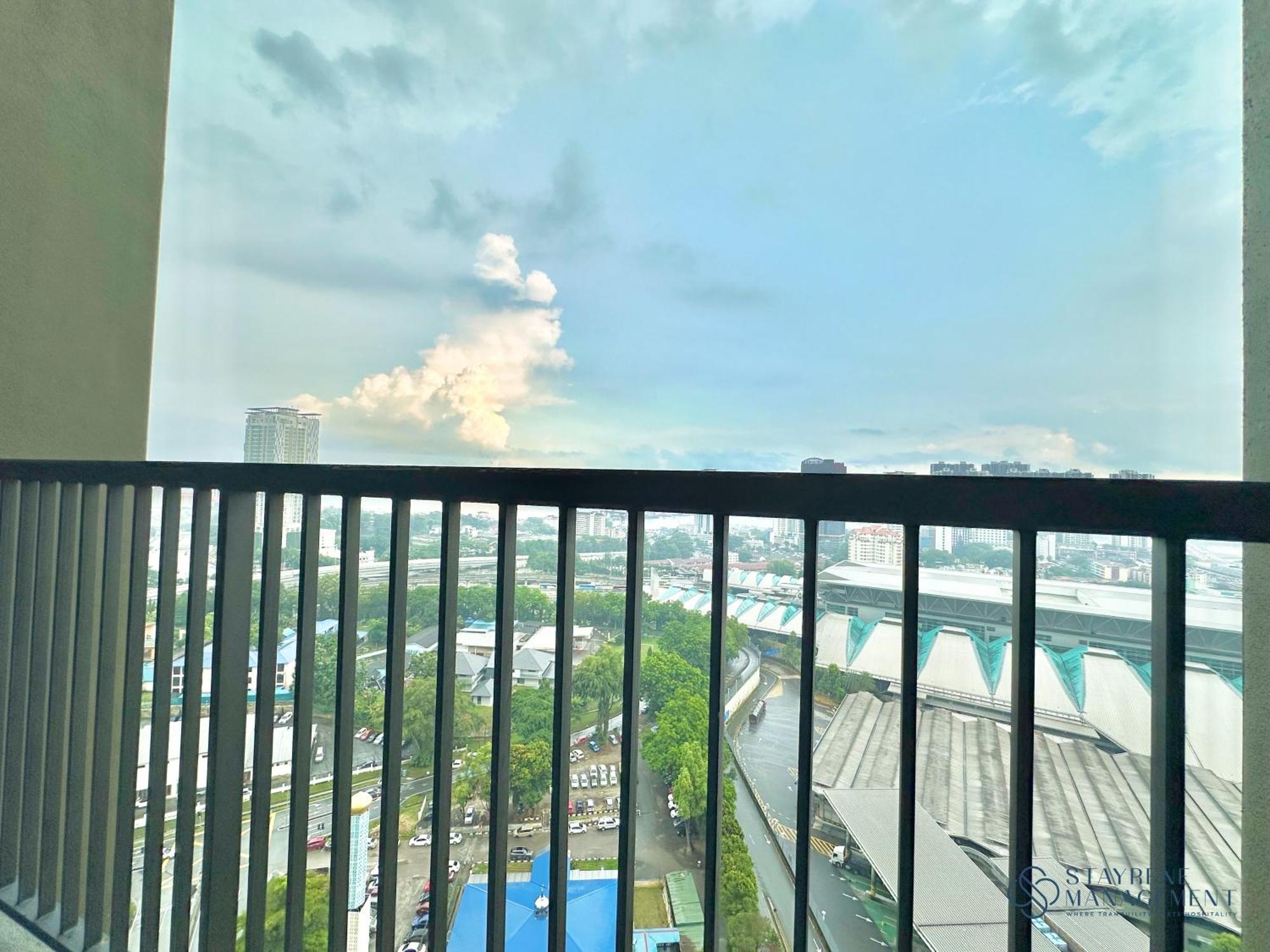 Twin Tower Residence Johor Bahru By Stayrene Dış mekan fotoğraf